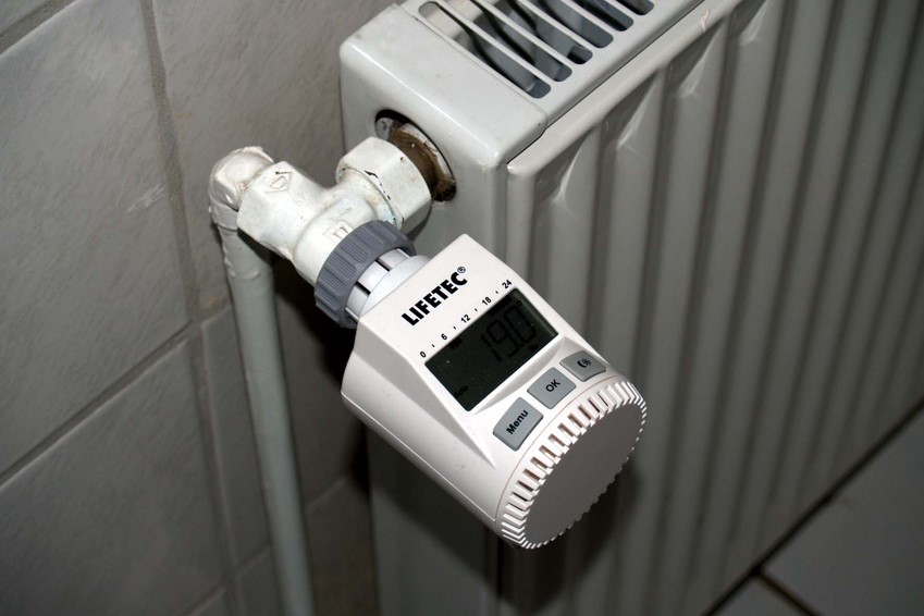 Programmierbarer Heizkörperregler in Betrieb nehmen - Lust-Sparen.de