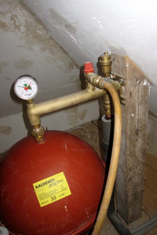 Druckverlust Heizung Ausdehnungsgefäß prüfen LustSparen.de Druckverlust Heizung Ausdehnungsgefäß prüfen LustSparen.de