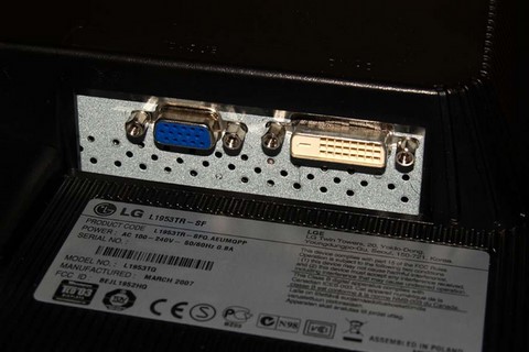Monitor LG Flatron L1953TR Signaleingänge