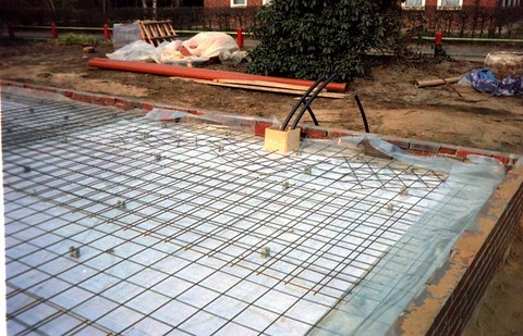 Hausbau Bodenplatte Eisen