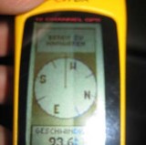 Tachometer und Kilometerzähler mit GPS-Empfänger überprüfen